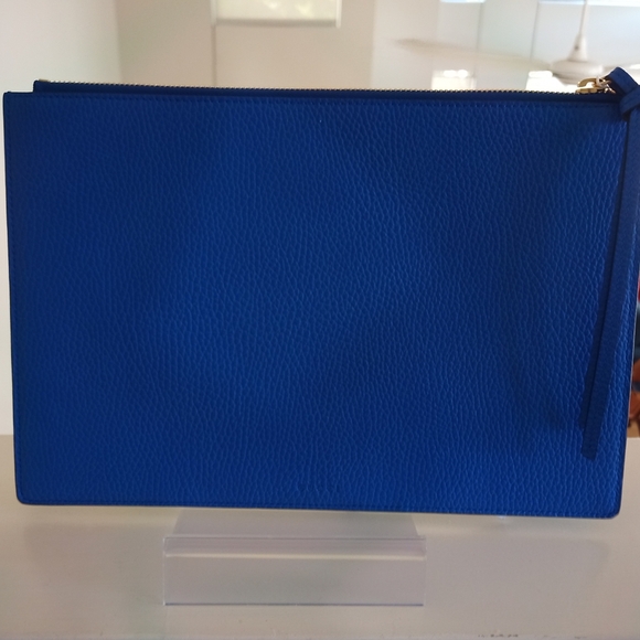 New Rare Gucci Bengal Tiger Pouch - Picture 5 of 11